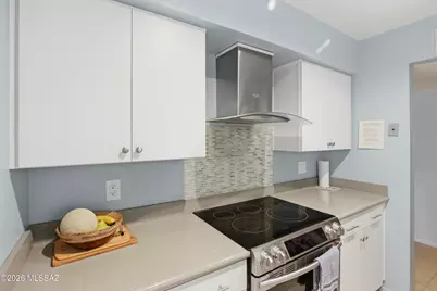 600 E River Road #Unit W, Tucson, AZ 85704 - Photo 11