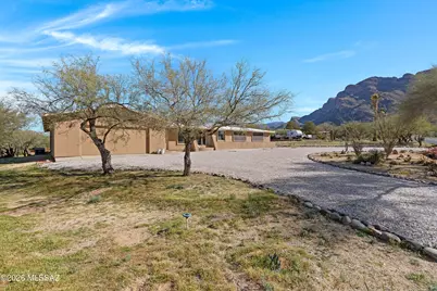 210 W Meadowbrook Drive, Oro Valley, AZ 85704 - Photo 5