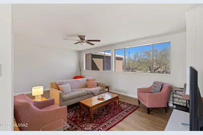 210 W Meadowbrook Drive, Oro Valley, AZ 85704 - Photo 13