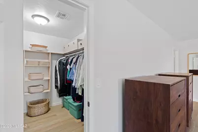 210 W Meadowbrook Drive, Oro Valley, AZ 85704 - Photo 27