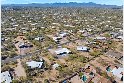 210 W Meadowbrook Drive, Oro Valley, AZ 85704 - Photo 45