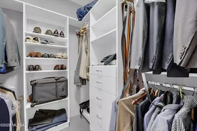 2431 E Autumn Flower Drive, Tucson, AZ 85718 - Photo 9