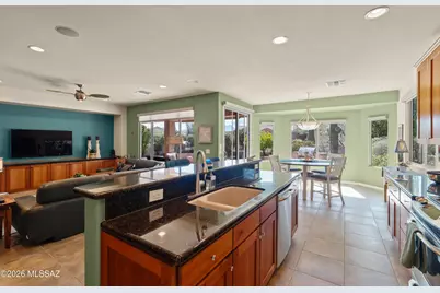 2292 E Skywalker Way, Green Valley, AZ 85614 - Photo 13