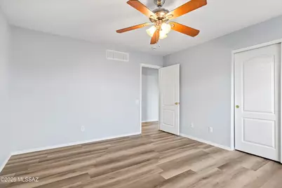 9422 N Weather Hill Drive, Tucson, AZ 85743 - Photo 39