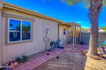 2756 S Oakenshield Way, Tucson, AZ 85730 - Photo 23