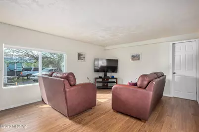 17111 S Country Club Road #E18, Sahuarita, AZ 85629 - Photo 7