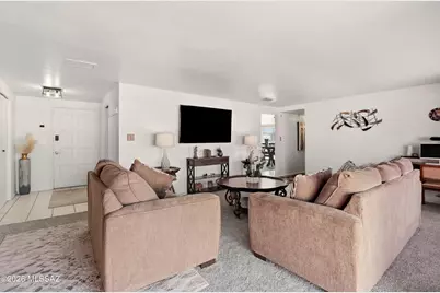 8925 E Bellevue Street, Tucson, AZ 85715 - Photo 3