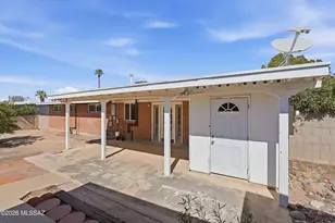 7326 E Montecito Dr, Tucson, AZ 85710 - Photo 41