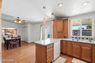 7326 E Montecito Dr, Tucson, AZ 85710 - Photo 15