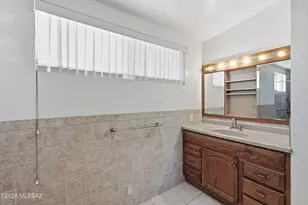 7326 E Montecito Dr, Tucson, AZ 85710 - Photo 23