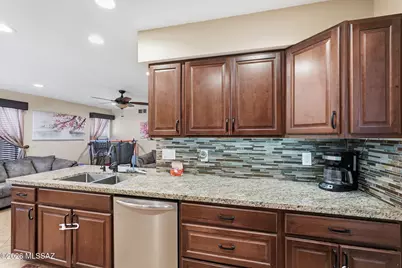 1260 N Amberbrooke Avenue, Tucson, AZ 85745 - Photo 13
