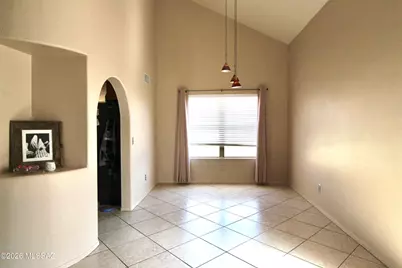 1910 N Takahe Way, Tucson, AZ 85745 - Photo 5