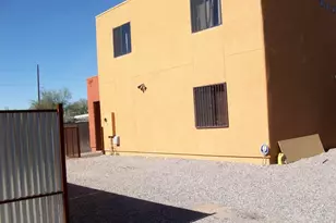 1317 E Hedrick Dr, Tucson, AZ 85719 - Photo 11