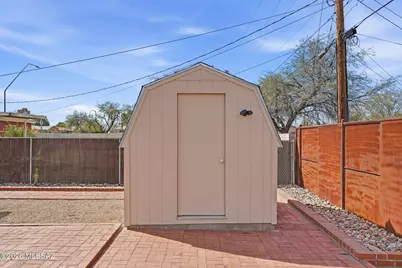 4713 E 9th Street, Tucson, AZ 85711 - Photo 43