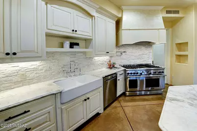 6486 N Lazulite Place, Tucson, AZ 85750 - Photo 11