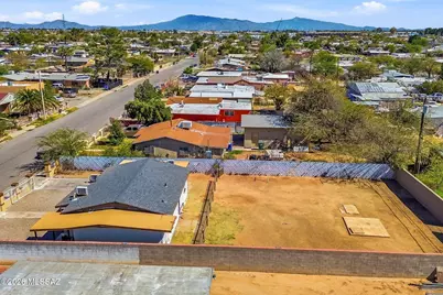425 W Missouri Street, Tucson, AZ 85714 - Photo 33