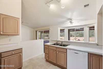 925 N Abrego Drive, Green Valley, AZ 85614 - Photo 9