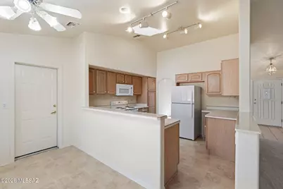 925 N Abrego Drive, Green Valley, AZ 85614 - Photo 13