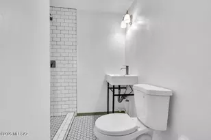 1721 E Blacklidge Dr, Tucson, AZ 85719 - Photo 21