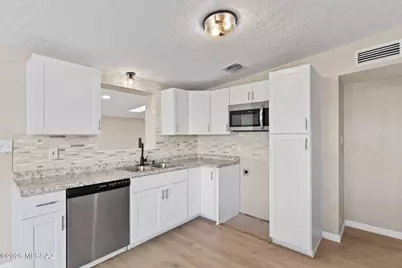 634 S Kellond Place, Tucson, AZ 85710 - Photo 9