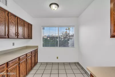 7860 E Baker Street, Tucson, AZ 85710 - Photo 11