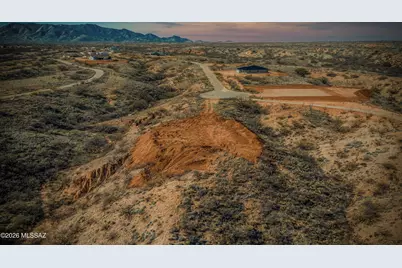 1527 S Canyon Overlook Trail, Benson, AZ 85602 - Photo 3