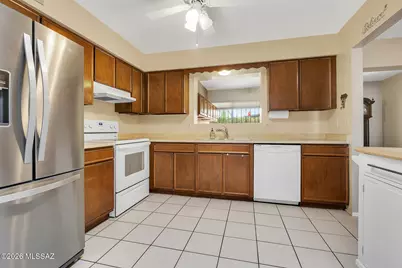 974 N Caribe Avenue, Tucson, AZ 85710 - Photo 9