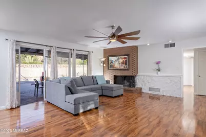 1112 W Maximilian Way, Tucson, AZ 85704 - Photo 7