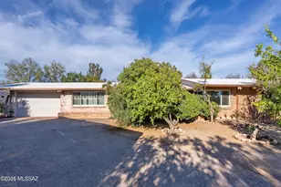 1112 W Maximilian Way, Tucson, AZ 85704 - Photo 1