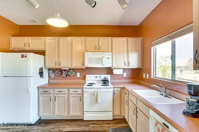 3925 S Via De Cristal, Green Valley, AZ 85614 - Photo 7