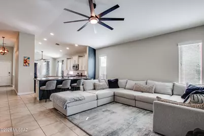 9709 N Hebden Way, Marana, AZ 85653 - Photo 13