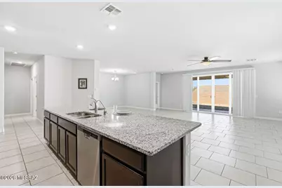 552 W Weldon Street, Vail, AZ 85641 - Photo 11