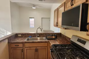217 S Warren Ave, Tucson, AZ 85719 - Photo 11