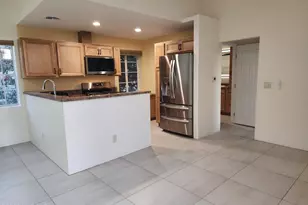 217 S Warren Ave, Tucson, AZ 85719 - Photo 5