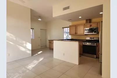 217 S Warren Avenue, Tucson, AZ 85719 - Photo 7