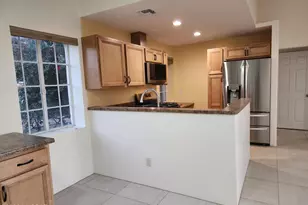 217 S Warren Ave, Tucson, AZ 85719 - Photo 9