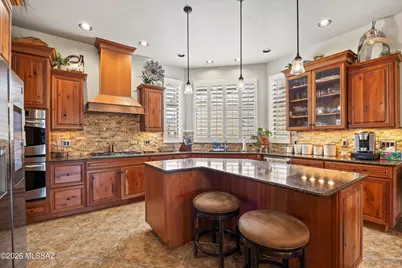 11259 N Mountain Breeze Drive, Tucson, AZ 85737 - Photo 9
