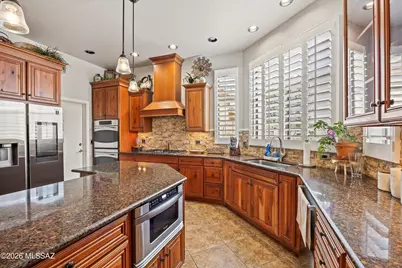 11259 N Mountain Breeze Drive, Tucson, AZ 85737 - Photo 11