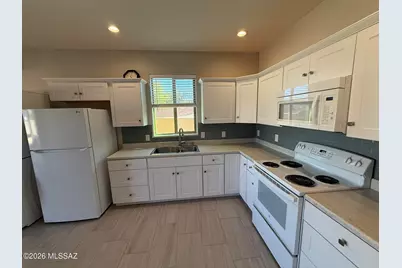 140 N Westview Drive, Vail, AZ 85641 - Photo 21