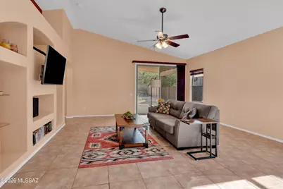 9774 E Holden Place, Tucson, AZ 85748 - Photo 7