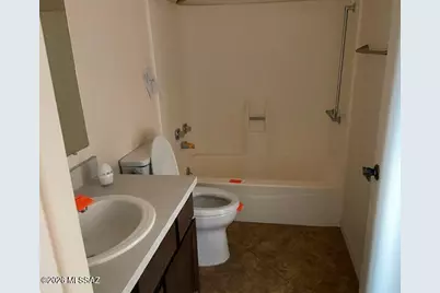 137 E San Vincent Drive, Green Valley, AZ 85614 - Photo 9