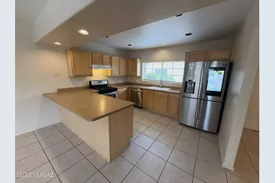 500 N Forgeus Avenue #APT 102, Tucson, AZ 85716 - Photo 11