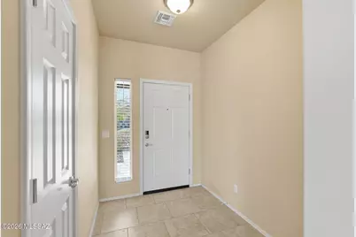 8872 W Curzon Road, Marana, AZ 85653 - Photo 5