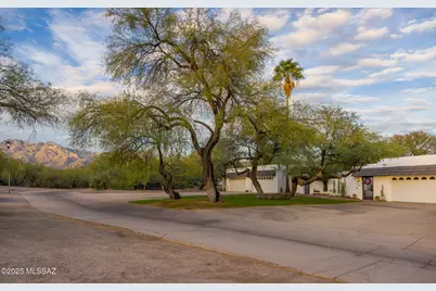 3270 N Sabino Vista Circle, Tucson, AZ 85750 - Photo 27