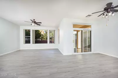 9238 N Crimson Stone Place, Tucson, AZ 85743 - Photo 9
