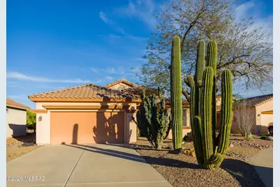 9238 N Crimson Stone Place, Tucson, AZ 85743 - Photo 25
