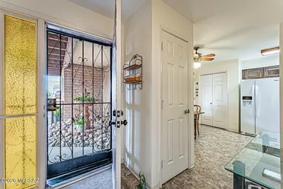 1051 W Camino Sagasta, Green Valley, AZ 85622 - Photo 9