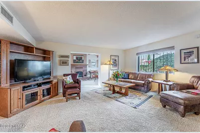 1051 W Camino Sagasta, Green Valley, AZ 85622 - Photo 13