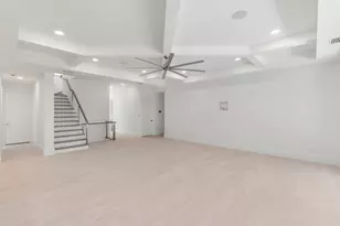 375 Periwinkle Ct, Marco Island, FL 34145 - Photo 11