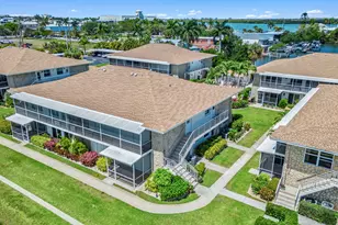 330 Kon Tiki Dr, Naples, FL 34113 - Photo 37